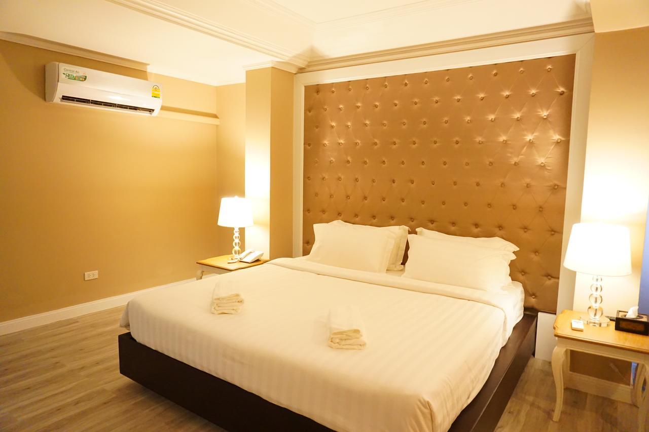 Taris Art Hotel Phrae Exterior foto